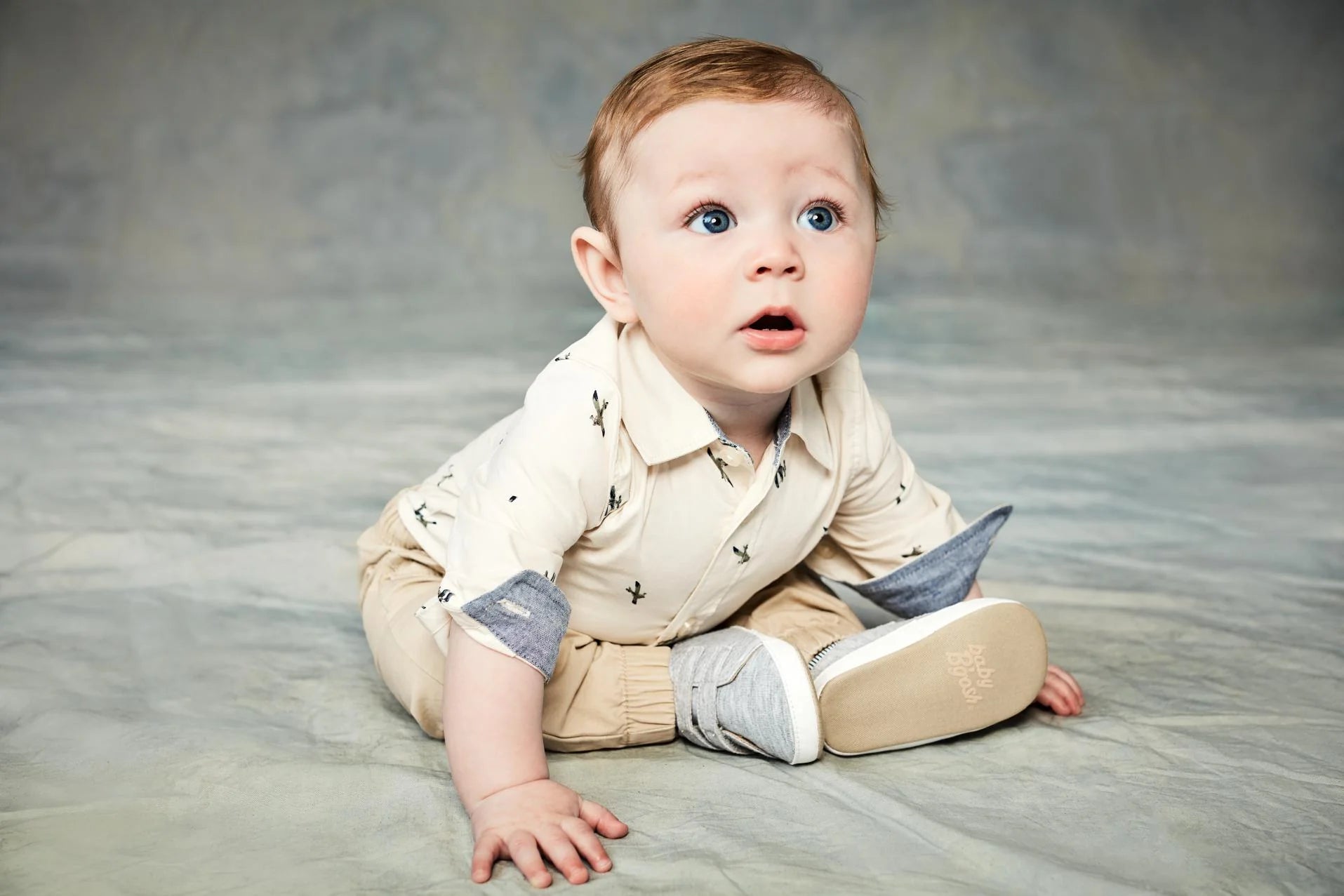 Oshkosh B'Gosh Bodysuit With Button Front